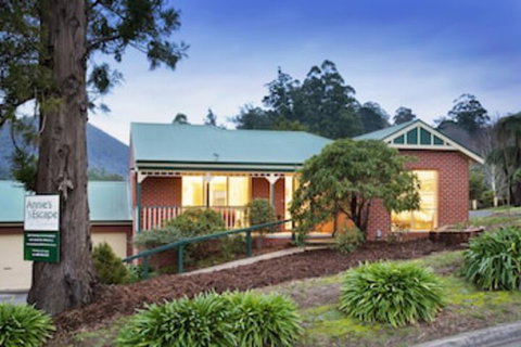 Annie's Escape In Warburton - Brisbane Tourism 0
