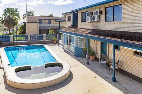 Gladstone Palms Motor Inn - Brisbane 4u 2