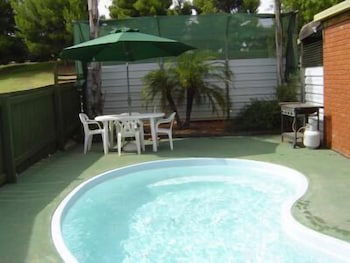 Country Roads Motor Inn Narrandera - Tourism Brisbane 4