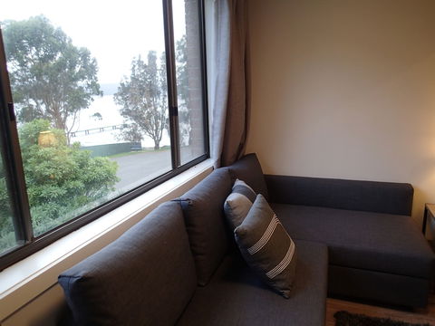 Dungowan Waterfront Apartments - Brisbane Tourism 3