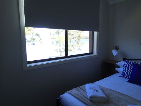 Dungowan Waterfront Apartments - Brisbane Tourism 1