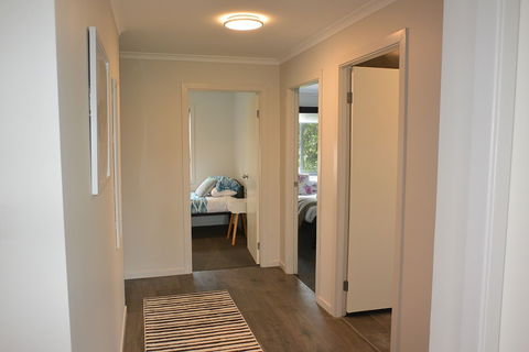 Dungowan Waterfront Apartments - Brisbane Tourism 2