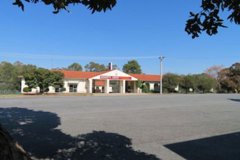 Bishops Lodge Narrandera - Tourism Brisbane 0