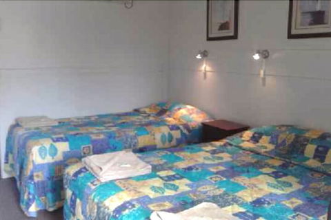 Donald Riverside Motel - Brisbane Tourism 7