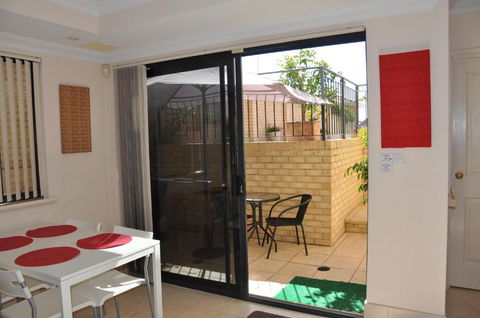 Alfred Cove Short Stay - Tourism Brisbane 4
