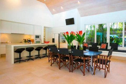 Karaka - Brisbane Tourism 1