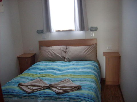 Jackos Holiday Cabins - Brisbane Tourism 6