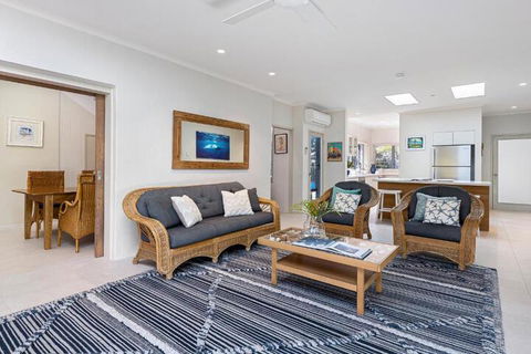 24 Cooran Court - Brisbane Tourism 4