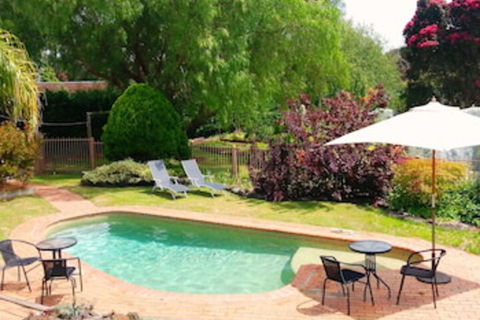 The Musicians Retreat B & B - Tourism Brisbane 0