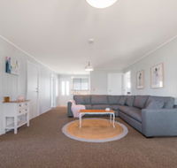 Bridport Holiday House - Brisbane Tourism