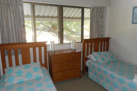 Placid Waters Holiday Apartments - Brisbane Tourism 6