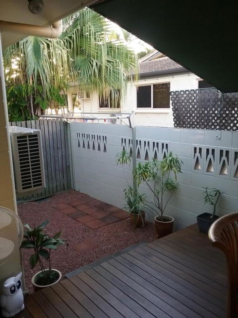 A City Retreat 2BR Apartment Reid Park Townsville - Tourism Brisbane 3