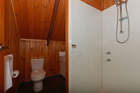 Cloudy Bay Villa - Tourism Brisbane 4