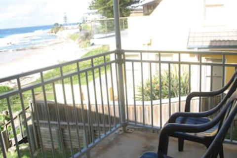 Golden Sands 3 - Tourism Brisbane 0