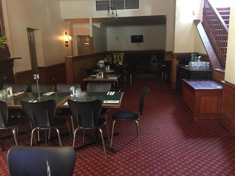 Alpine Hotel Bright - Tourism Brisbane 3