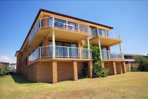 Avilla Court 2 - Tourism Brisbane 0