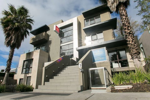 Comfy Kew Apartments - Brisbane Tourism 6
