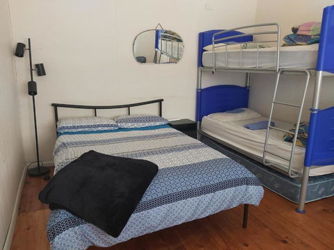 Surfside Backpacker - Tourism Brisbane 3