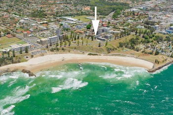 Beach House Holiday Apartments - Tourism Brisbane 0