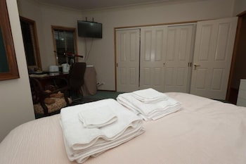 Fullcircle Farm Bed & Breakfast - Brisbane Tourism 4