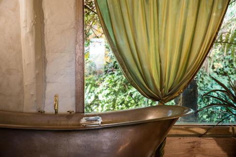Italian Hill Garden Villa - Tourism Brisbane 2