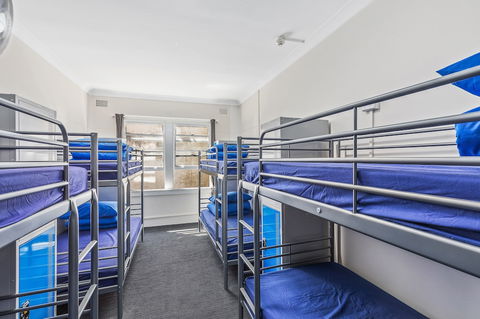 Ady's Place Backpackers - Tourism Brisbane 4