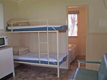 Fossickers Tourist Park - Tourism Brisbane 4