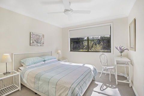 Tuscan Waterfront, 1/213 Soldiers Point Road - Tourism Brisbane 2