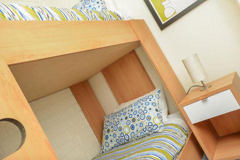 South Seas Beachfront Apartments - Tourism Brisbane 4