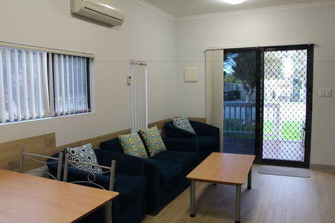 Mandurah Ocean Marina Chalets - Brisbane Tourism 4