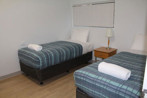 Mandurah Ocean Marina Chalets - Brisbane Tourism 7