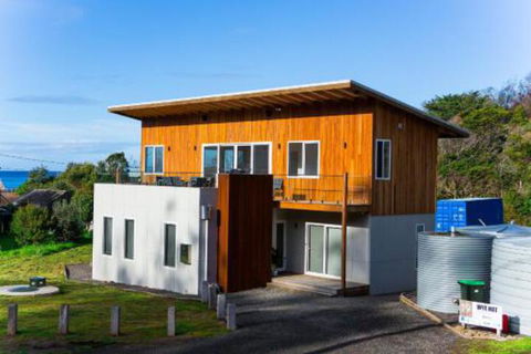 Wye Not Escape - Tourism Brisbane 0