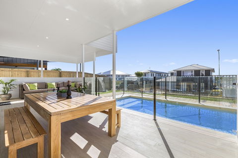 Sun Dream Palace Tweed Coast Holidays - Tourism Brisbane 2