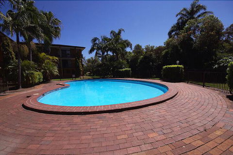 Pelican Place - Brisbane Tourism 1