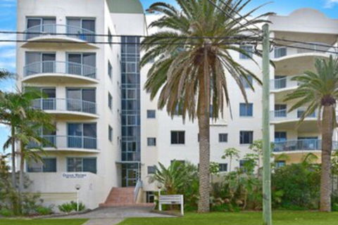 Ocean Palms - Brisbane Tourism 0