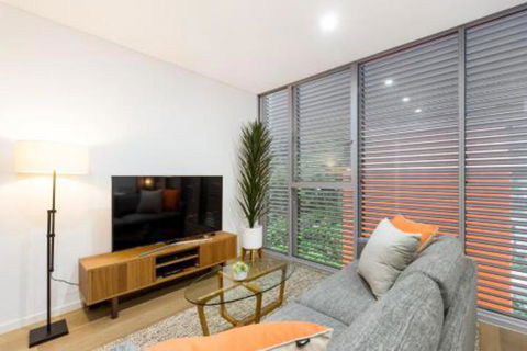 Sydney 1 Bed Modern Self Contained Apartment (402ALB) - Tourism Brisbane 5