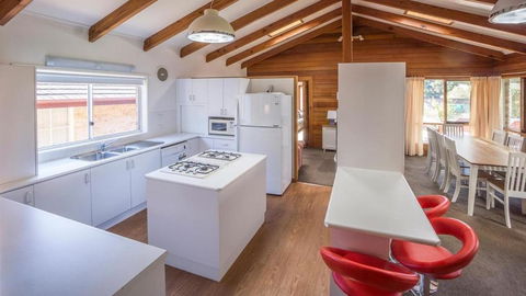 Mollymook Fantastic Holiday House - Tourism Brisbane 6