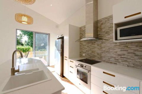 Sunny Blinco Street House - Tourism Brisbane 6