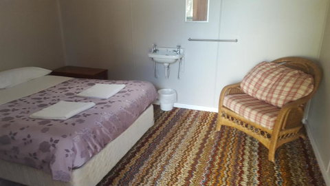 Tingle All Over Budget Accommodation - Brisbane Tourism 1