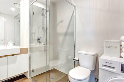 MJ Shortstay Southbank Grande Apartments - Tourism Brisbane 2