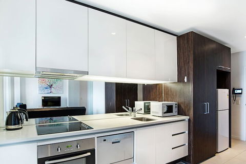 IFSuites (IFSTAYS) Upper West Side Apartment - Tourism Brisbane 6