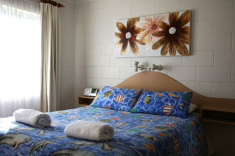 Lake Edge Holiday Units - Tourism Brisbane 1