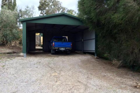 Vineyard Cottage BnB - Tourism Brisbane 3