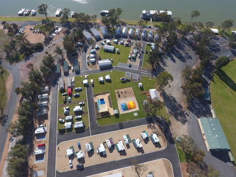 Waikerie Holiday Park - Brisbane 4u 2