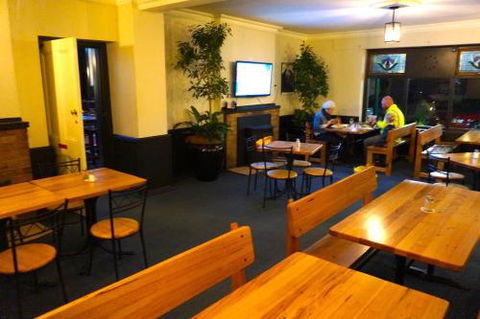 Royal Hotel Cooma - Brisbane Tourism 2