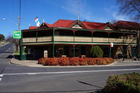 Royal Hotel Cooma - Brisbane Tourism 4
