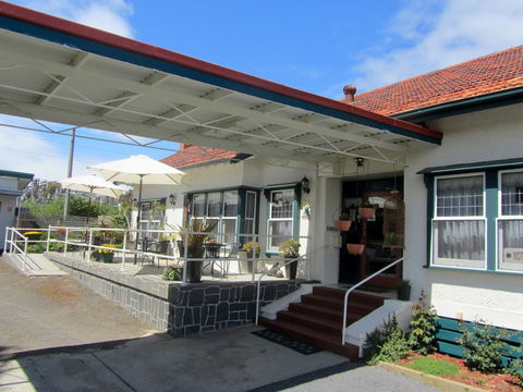 Highlander Haven Motel - Brisbane Tourism 1