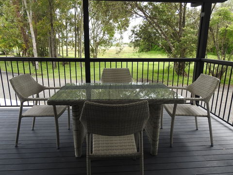 Lismore Lake Holiday Park - Brisbane Tourism 4