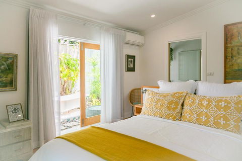 Pineapple Petes Beach House - Tourism Brisbane 6