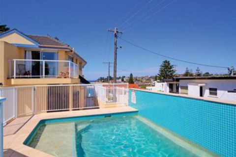 Ocean Pines 4 - Brisbane Tourism 0